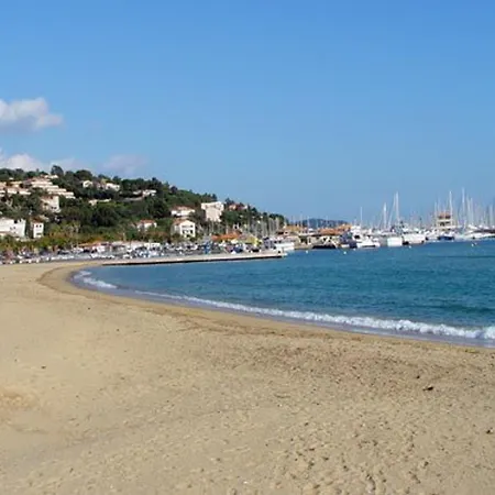 Appartement 2 Pieces Au Lavandou, Proche Plage, Avec Terrasse - Fr-1-251-860 Apartment